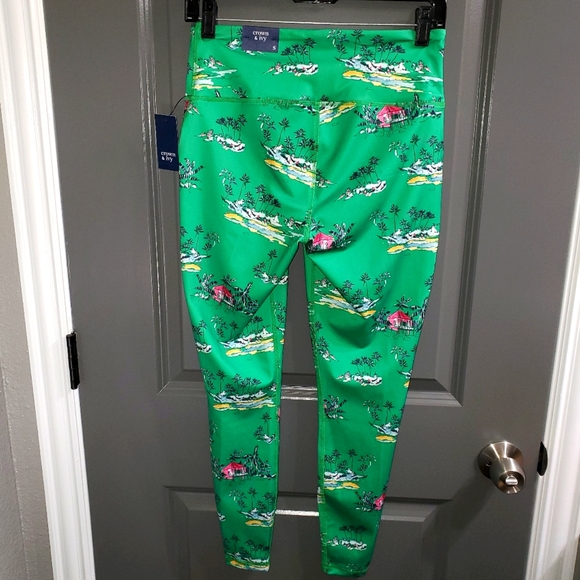 Crown & Ivy Womens Green Tropical Leggings (S) - Picture 4 of 8